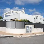 Beautiful Modern Βίλα *