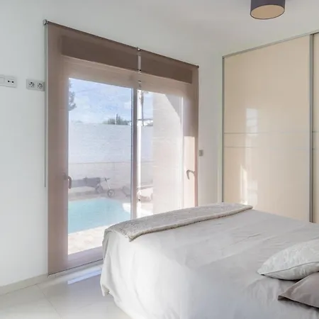 Villa Beautiful Modern